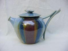 Théière - H:13 cm ; D:14.5 cm