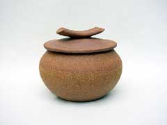 Pot - D: 17cm  H: 19.5cm